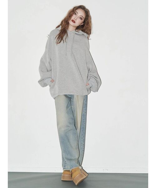 EVRIS（エヴリス）の「ポケットエンブロイダリーワイドデニムパンツ（デニムパンツ・レディース・インディゴブルー/ライトブルー・SMALL/MEDIUM）」の13枚目の写真