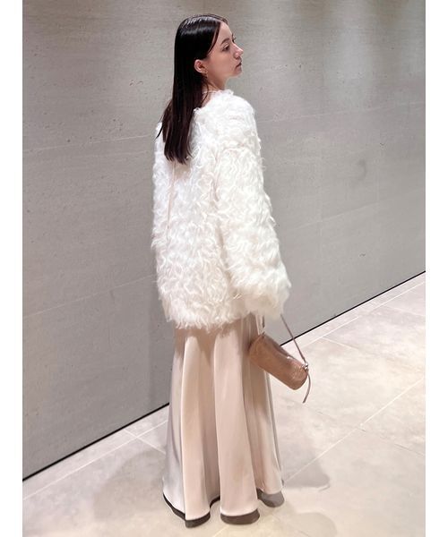 SNIDEL（スナイデル）の「サテンマーメイドキャミワンピース（ワンピース・レディース・アイボリー/ライトピンク/ネイビー・0/1）」の22枚目の写真