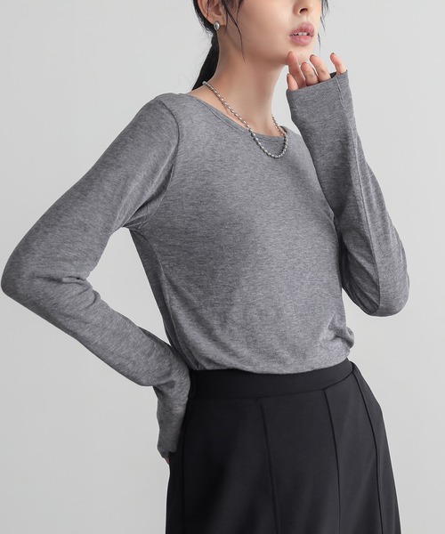 for/c(フォーシー)の「ウール混Uネックカットソー【サスティナブル】(Tシャツ/カットソー・レディース・ブラック/オフホワイト/チャコール・L/M/LL)」の5枚目の写真