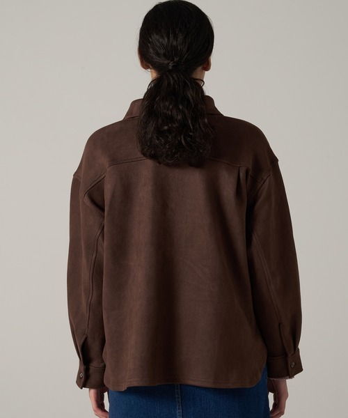 Eddie Bauer(エディーバウアー)の「スエード タッチ 長袖シャツ(シャツ/ブラウス・レディース・ブラウン/ベージュ/ブラック・L/XL/M/S)」の12枚目の写真