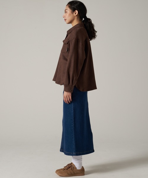 Eddie Bauer(エディーバウアー)の「スエード タッチ 長袖シャツ(シャツ/ブラウス・レディース・ブラウン/ベージュ/ブラック・L/XL/M/S)」の7枚目の写真