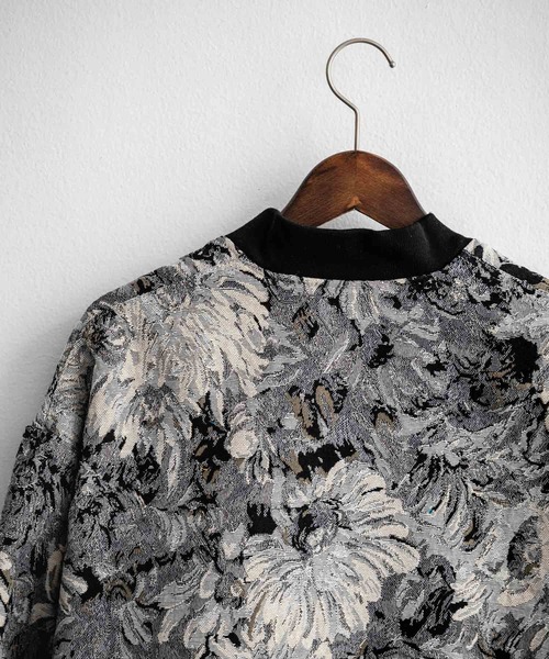 オーバーサイズゴブラン織りヴィンテージフラワーMA-1/総柄フライト