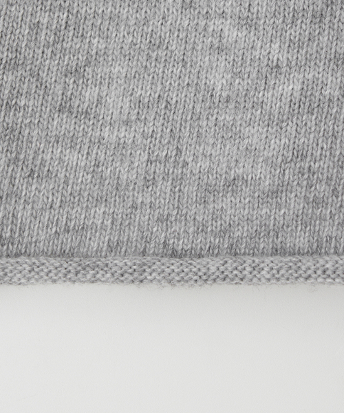 RONRON（ロンロン）の「KNOT V NECK SHORT SLEEVE KNIT GREY（Tシャツ/カットソー・レディース・その他・FREE）」の5枚目の写真