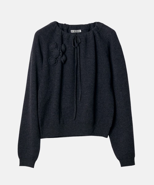 LE CIEL BLEU（ルシェルブルー）の「ギャザードネックラインプルオーバー / Gathered Neckline Pullover（ニット/セーター・レディース・チャコールグレー/ブラック・36）」の11枚目の写真
