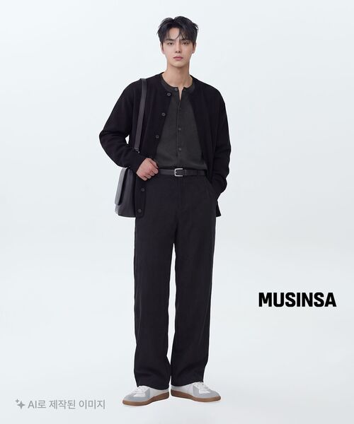 MUSINSA STANDARD（ムシンサスタンダード）の「ビーガンレザーメッセンジャーバッグ [ブラック]（メッセンジャーバッグ・レディース・その他・FREE）」の10枚目の写真