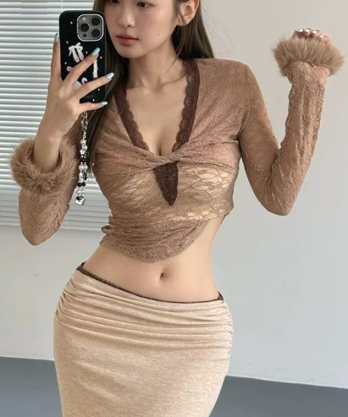 ViViDAY(ビビデー)の「エコファー袖口レートカットソー(Tシャツ/カットソー・レディース・ブラウン・M)」の10枚目の写真
