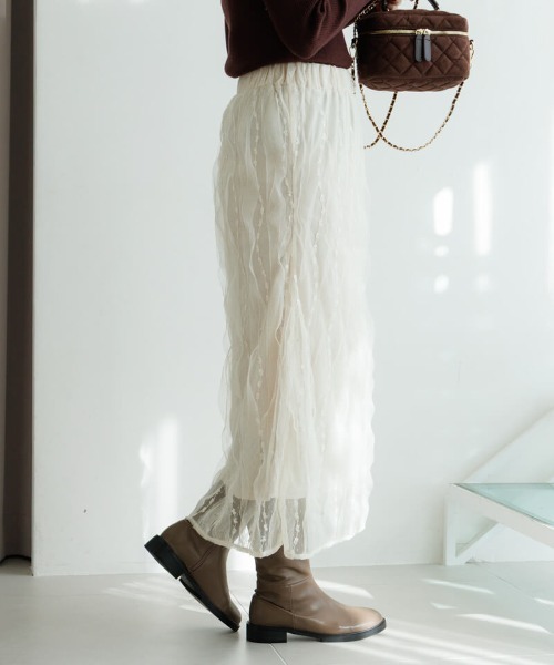 flower（フラワー）の「フラッフィーチュールスカート（スカート・レディース・アイボリー/ブラック・FREE）」の4枚目の写真
