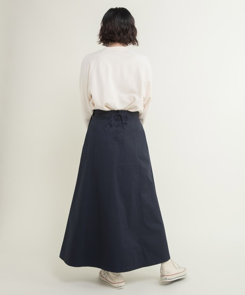 CHILD WOMAN（チャイルドウーマン）の「ツイル 後ろレースアップセーラースカート（スカート・レディース・ネイビー/ベージュ・36/38）」の9枚目の写真