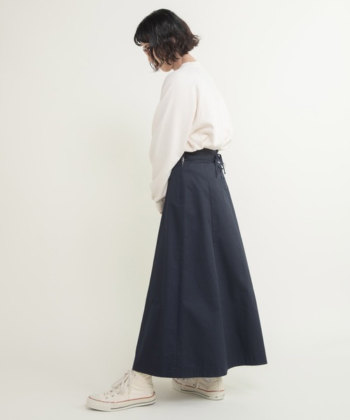 CHILD WOMAN（チャイルドウーマン）の「ツイル 後ろレースアップセーラースカート（スカート・レディース・ネイビー/ベージュ・36/38）」の8枚目の写真