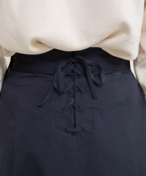 CHILD WOMAN（チャイルドウーマン）の「ツイル 後ろレースアップセーラースカート（スカート・レディース・ネイビー/ベージュ・36/38）」の13枚目の写真