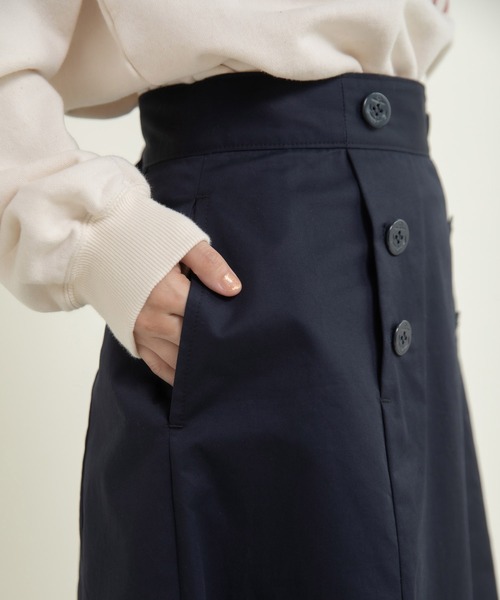 CHILD WOMAN（チャイルドウーマン）の「ツイル 後ろレースアップセーラースカート（スカート・レディース・ネイビー/ベージュ・36/38）」の15枚目の写真
