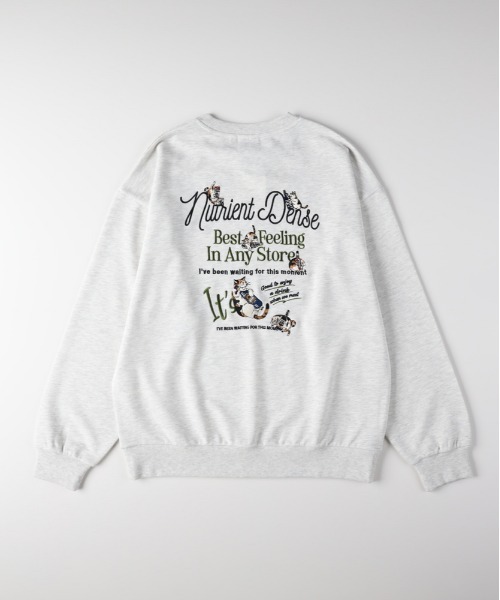 Right-on（ライトオン）の「【POWER TO THE PEOPLE】刺繍グラフィック クルーネック トレーナー (ストリートスタイル/ビンテージ感/リラックスシルエット)（スウェット・メンズ・ブラック/ブラウン/ライトグレー・L/XL/M）」の3枚目の写真