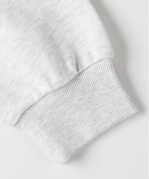 Right-on（ライトオン）の「【POWER TO THE PEOPLE】刺繍グラフィック クルーネック トレーナー (ストリートスタイル/ビンテージ感/リラックスシルエット)（スウェット・メンズ・ブラック/ブラウン/ライトグレー・L/XL/M）」の8枚目の写真