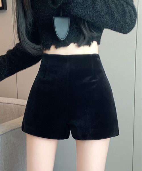kirakiraShop（キラキラショップ）の「ベロアタッチ ハイウエスト ショート パンツ（その他パンツ・レディース・ブラウン/ブラック・M/S/L）」の2枚目の写真