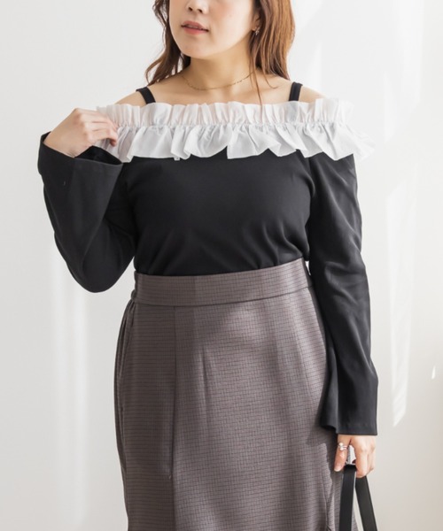 CLETTE(クレット)の「CLETTEオリジナルフリルオフショルリブトップス(Tシャツ/カットソー・レディース・オフホワイト/チャコールグレー/ブラック・LL/3L/4L)」の9枚目の写真