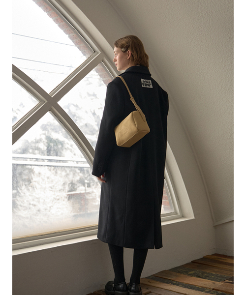 ANOETIC(アノエティック)の「STANDARD SINGLE WOOL COAT_BLACK(チェスターコート・レディース・ブラック・FREE)」の3枚目の写真