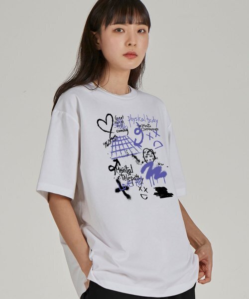 ASTRAL PROJECTION(アストラルプロジェクション)の「フロントアストラルグラフィティラウンドネック15数綿半袖Tシャツ_ホワイト(Tシャツ/カットソー・レディース・その他・LARGE/X-LARGE)」の1枚目の写真