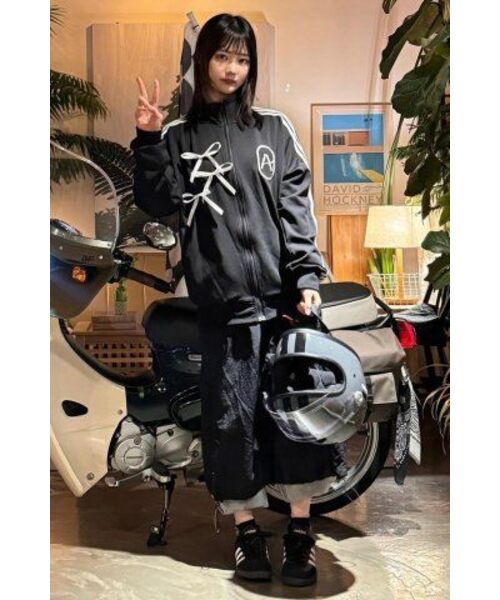 ARI（アリ）の「A RIBBON TRACK TOP / BLACK（ナイロンジャケット・レディース・ブラック・FREE）」の18枚目の写真