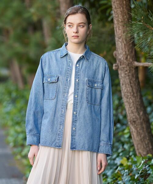 DRESSTERIOR（ドレステリア）の「【ウォッシャブル/羽織りにも】ライトオンスデニムシャツ（シャツ/ブラウス・レディース・ブルー・34/36/38）」の3枚目の写真