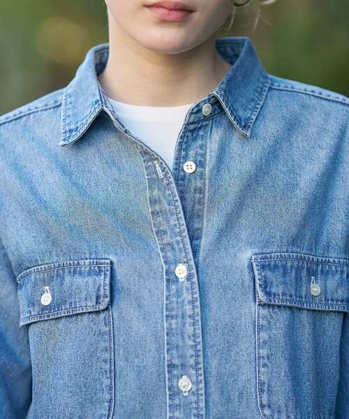 DRESSTERIOR（ドレステリア）の「【ウォッシャブル/羽織りにも】ライトオンスデニムシャツ（シャツ/ブラウス・レディース・ブルー・34/36/38）」の10枚目の写真