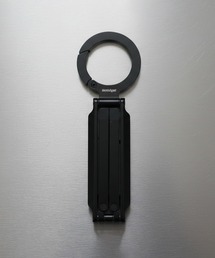 MaGdget（マジェット）の「〈MaGdget/マジェット〉Carabiner Stand/カラビナスタンド（スマホグッズ）」