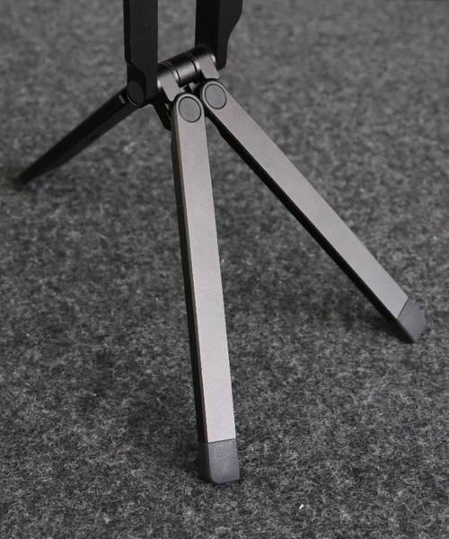MaGdget(マジェット)の「〈MaGdget/マジェット〉Carabiner Stand/カラビナスタンド(スマホグッズ・メンズ・ブラック・ONE SIZE)」の7枚目の写真