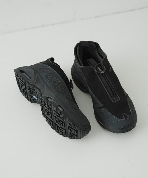 NIKE(ナイキ)の「NIKE エア マックス SNDR GTX(スニーカー・レディース・バーガンディー/ブラック・24.5/25/24/23.5)」の3枚目の写真