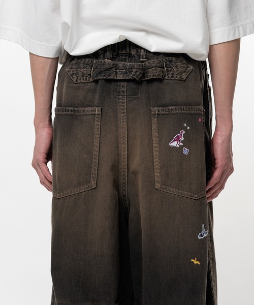 Maison MIHARA YASUHIRO（メゾンミハラヤスヒロ）の「Kids Sticker Printed Baker Denim Pants（デニムパンツ・メンズ・ブラック/インディゴブルー・46/44）」の7枚目の写真