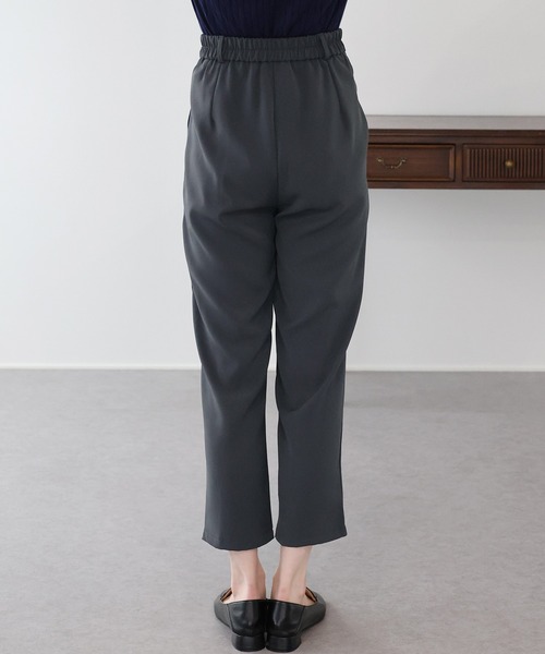 BLUEEAST（ブルーイースト）の「スリムテーパードパンツ（スラックス・レディース・ブラック/グレー・MEDIUM）」の17枚目の写真