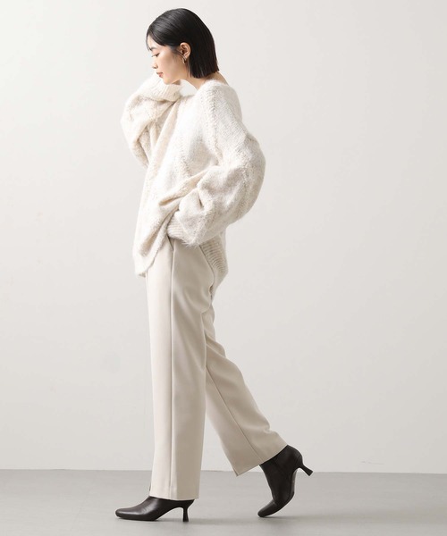 Gready Brilliant（グレディブリリアン）の「裏起毛セミフレア（デニムパンツ・レディース・アイボリー/チャコールグレー・36/38）」の16枚目の写真