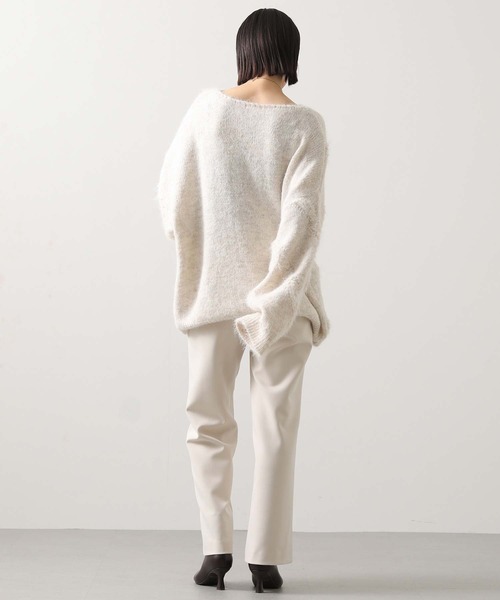 Gready Brilliant（グレディブリリアン）の「裏起毛セミフレア（デニムパンツ・レディース・アイボリー/チャコールグレー・36/38）」の17枚目の写真