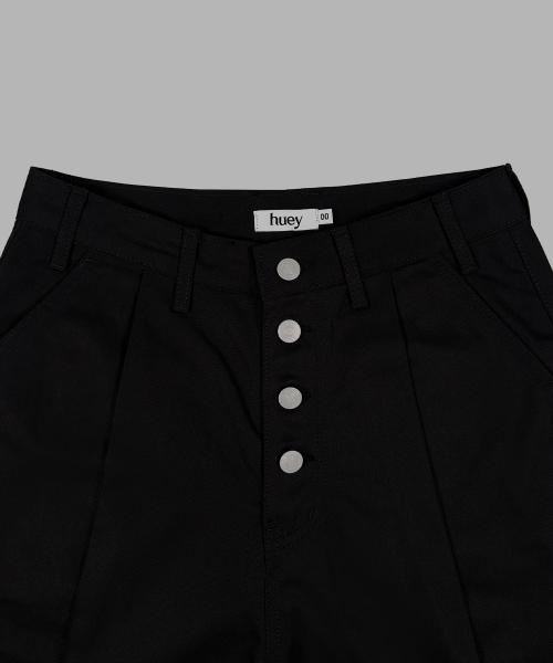 HUEY(ヒューイ)の「Receipt Pin-Tuck Bermuda Pants Black(その他パンツ・メンズ・ブラック・FREE)」の3枚目の写真