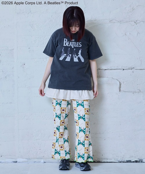 MARKEY'S（マーキーズ）の「【The Beatles】別注プリントＴシャツ/おとな（Tシャツ/カットソー・レディース・ブラック/ホワイト・160cm/180cm）」の5枚目の写真