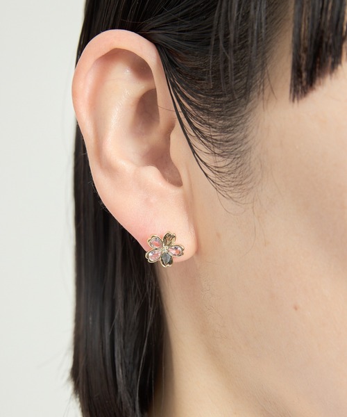 gargle(ガーグル)の「gargle ガーグル:SAKURAシリーズ サクラキラリ 桜 さくら ピアス(ピアス(両耳用)・レディース・ゴールド/ピンクゴールド・FREE)」の4枚目の写真