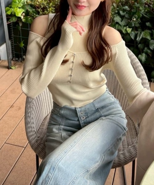 rienda(リエンダ)の「レイヤードニットトップス 春服(ニット/セーター・レディース・ライトイエロー/ライトブルー/ライトブラック・FREE)」の3枚目の写真
