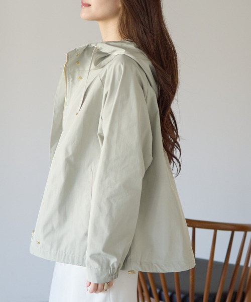 PREFERIR(プレフェリール)の「【大人きれいめ】撥水加工 スプリングパーカー(マウンテンパーカー・レディース・ブラック/ネイビー/キャメル/ライトグリーン・FREE)」の11枚目の写真