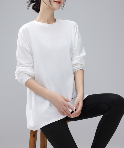 HYSSHOP（エイチワイエスショップ）の「【吸汗素材/伸縮性あり】肌さわりの良い綿混生地。長袖 ドロップショルダー チュニック風 オーバーサイズ アシメ ヨガ トップス レディース[トレーニングウェア/ジムウェア/ピラティスウェア]（その他トップス・レディース・ホワイト/ブラック/グレー/ダークグレー/ミント/ピンク・FREE）」の11枚目の写真