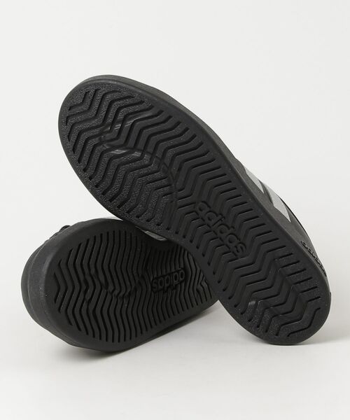 adidas(アディダス)の「アディダス adidas ストリートトーク(スニーカー・レディース・ブラック×シルバー・23.0cm/23.5cm/24.0cm/24.5cm/25.0cm)」の3枚目の写真