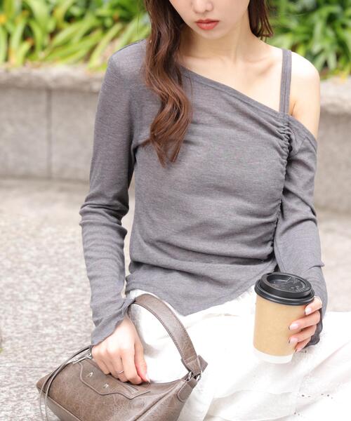 FREE'S MART（フリーズマート）の「◆ワンショルシャーリングテレコカットソー（Tシャツ/カットソー・レディース・ホワイト/グレー/ブラック/ブラウン・FREE）」の3枚目の写真