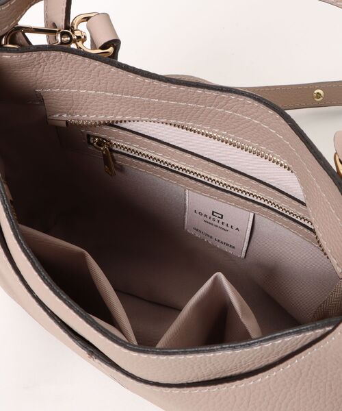 LORISTELLA(ロリステッラ)の「【LORISTELLA】ソフトレザーデイリー2WAYバッグ(Q66427)(トートバッグ・レディース・グレー・ALL)」の4枚目の写真