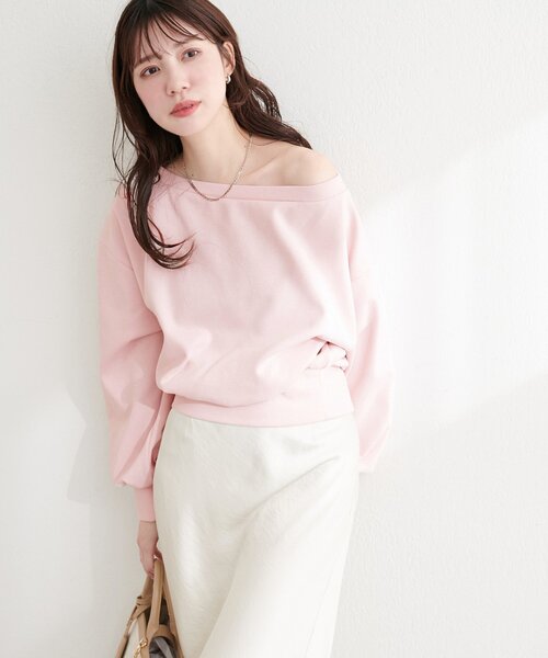 natural couture（ナチュラルクチュール）の「オフショルスウェットプルオーバー（スウェット・レディース・グレー/ピンク/イエロー/オフホワイト/ブラック・FREE）」の8枚目の写真