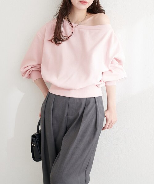 natural couture（ナチュラルクチュール）の「オフショルスウェットプルオーバー（スウェット・レディース・グレー/ピンク/イエロー/オフホワイト/ブラック・FREE）」の11枚目の写真