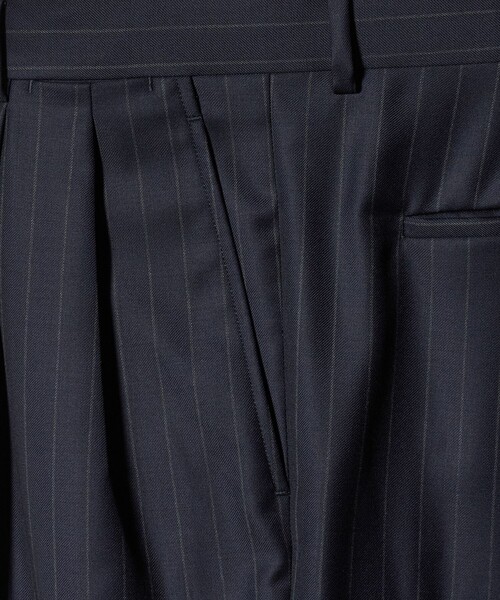 Caruso（カルーゾ）の「＜CARUSO＞ストライプ ワイド 2プリーツ スラックス（スラックス・メンズ・ネイビー・46）」の4枚目の写真