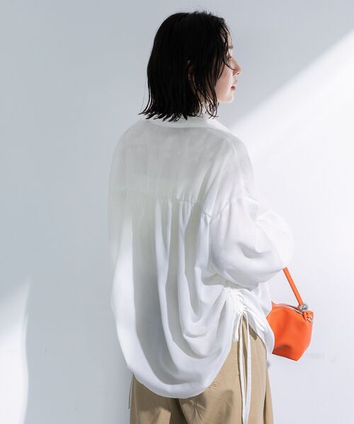 Green　Parks（グリーンパークス）の「脇シャーリングシャツ（シャツ/ブラウス・レディース・ホワイト系その他2/ブルー系その他6/ホワイト系その他6・FREE）」の7枚目の写真