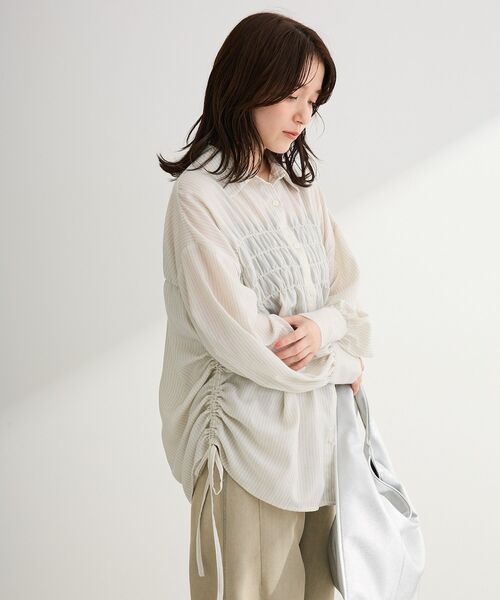 Green　Parks（グリーンパークス）の「脇シャーリングシャツ（シャツ/ブラウス・レディース・ホワイト系その他2/ブルー系その他6/ホワイト系その他6・FREE）」の22枚目の写真