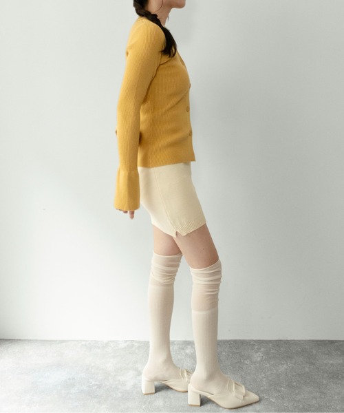 on:nue（オンニュ）の「【on:nue】[着用動画あり！] ニットミニ丈タイトスカート /2026 SS COLLECTION（スカート・レディース・バーガンディー/ブラック/アイボリー/グレー・FREE）」の13枚目の写真