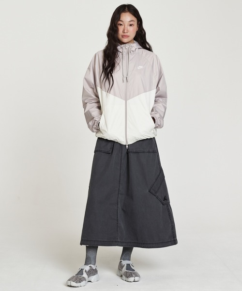 JORDAN BRAND(ジョーダンブランド)の「ジョーダン シカゴ ウィメンズ パラシュート スカート / Jordan Chicago Women's Parachute Skirt IF1048-010 Black(スカート・レディース・ブラック・S/M/L/XL/XS)」の2枚目の写真
