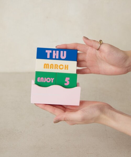 SAHIR（サヒール）の「【SAHIR サヒール】perpetual calendar（インテリア雑貨・レディース・ピンク・0）」の5枚目の写真