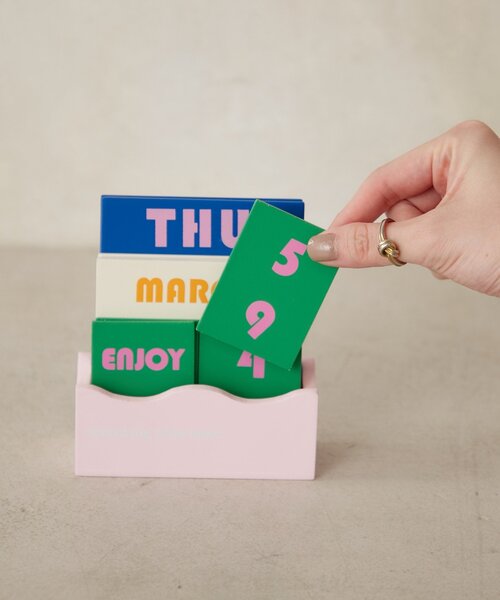 SAHIR（サヒール）の「【SAHIR サヒール】perpetual calendar（インテリア雑貨・レディース・ピンク・0）」の6枚目の写真