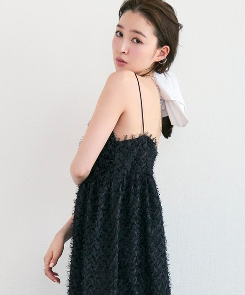 Tiny EDEN(タイニーエデン)の「シャギーフリンジキャミロングワンピース(ワンピース・レディース・ホワイト/ブラック・FREE)」の20枚目の写真